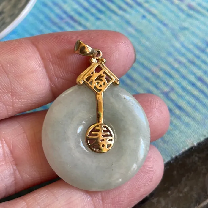 Love Vintage Paris PreStyled Sets Jade Pendant Good Fortune 10k Gold Vintage