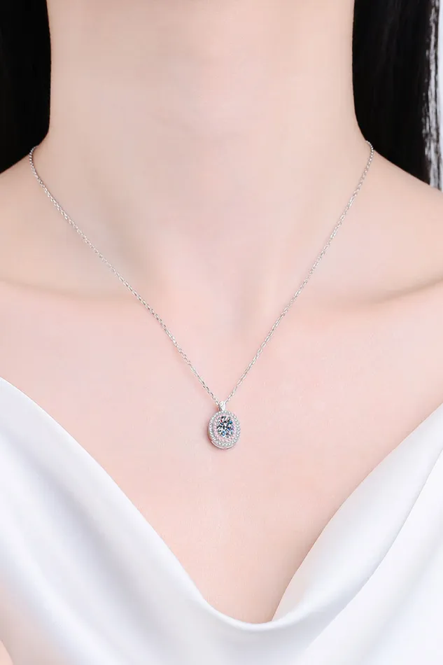 Trendsi Necklaces 925 Sterling Silver RhodiumPlated 1 Carat Moissanite Pendant Necklace